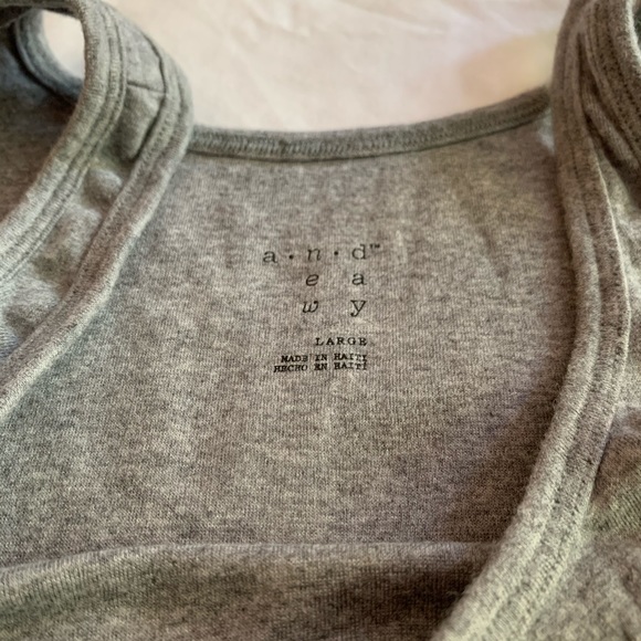 Tank top bundle (for Medium-Large) - Picture 7 of 7